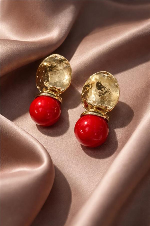 Emily Kırmızı - Gold Yuvarlak Kolye